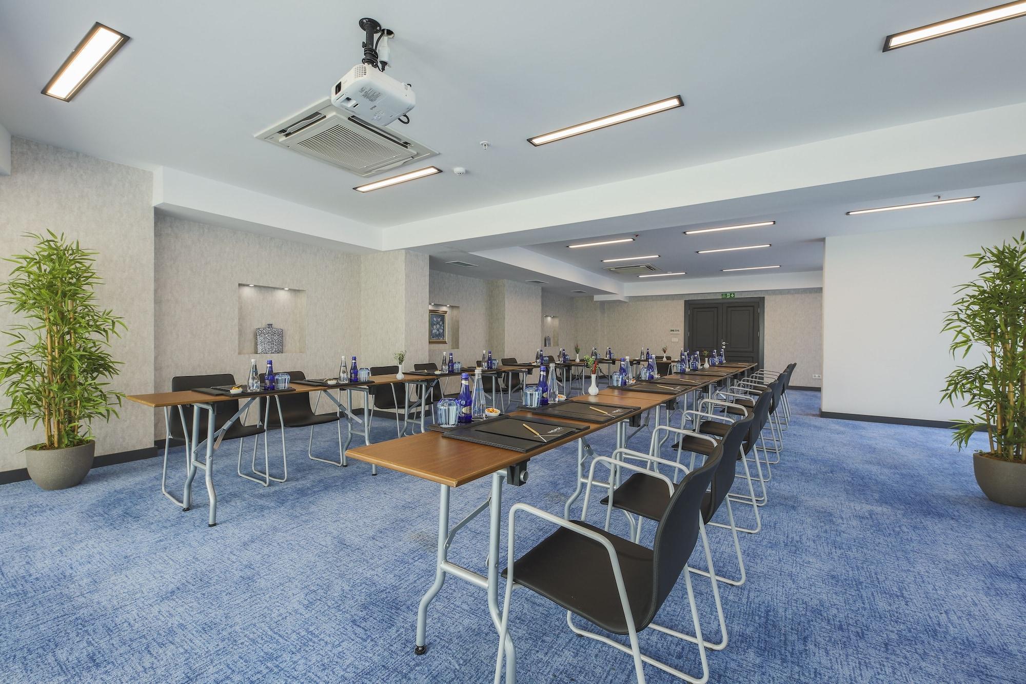Noax Hotel 梅尔辛 外观 照片