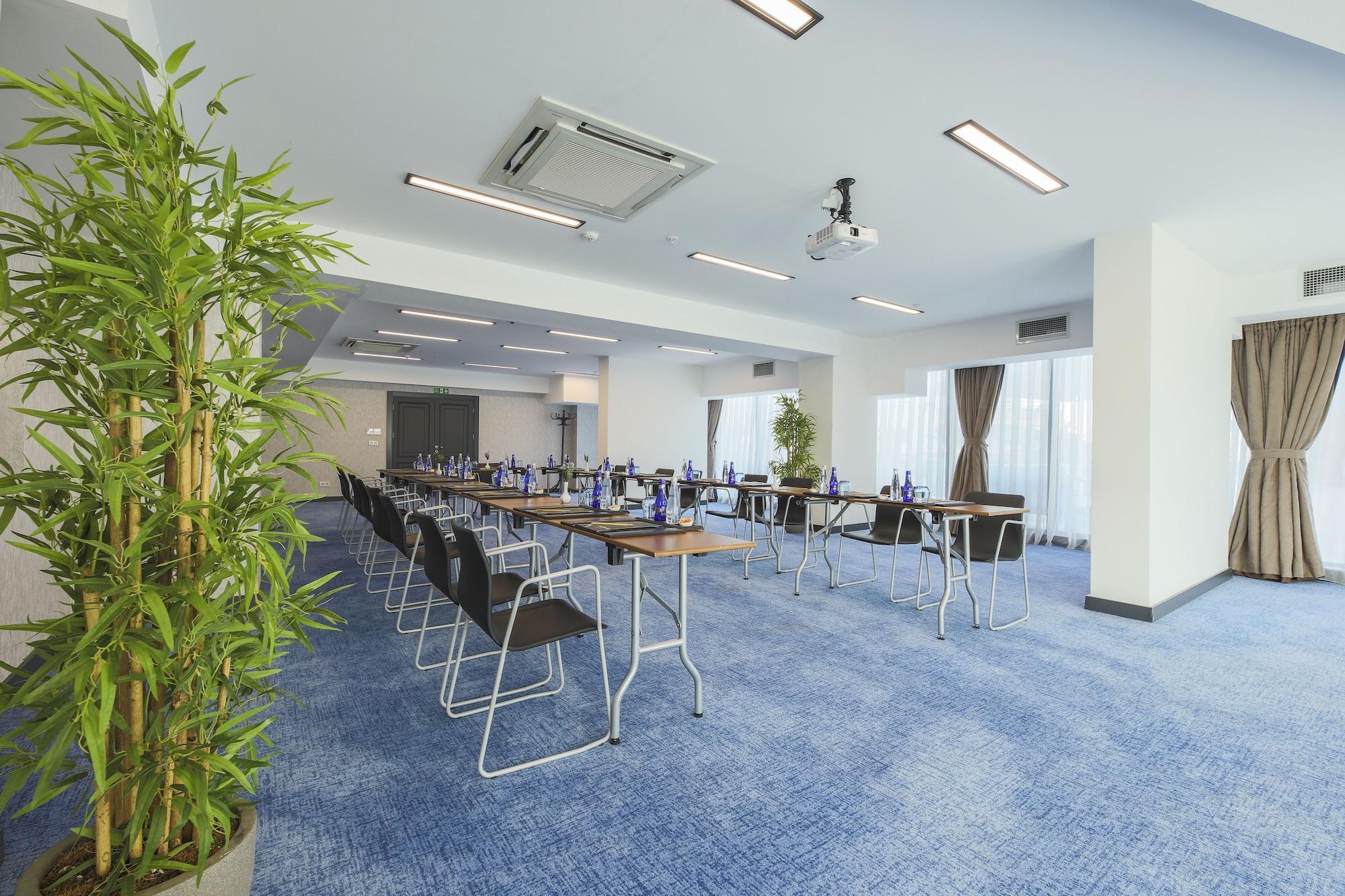 Noax Hotel 梅尔辛 外观 照片