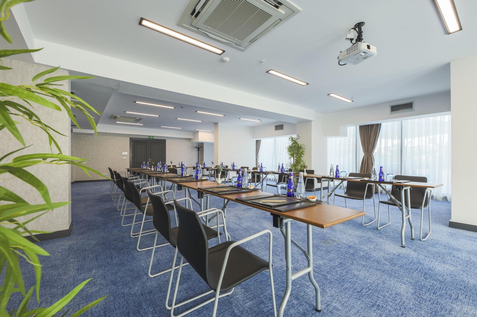 Noax Hotel 梅尔辛 外观 照片