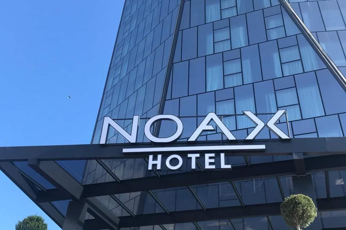 Noax Hotel 梅尔辛 外观 照片